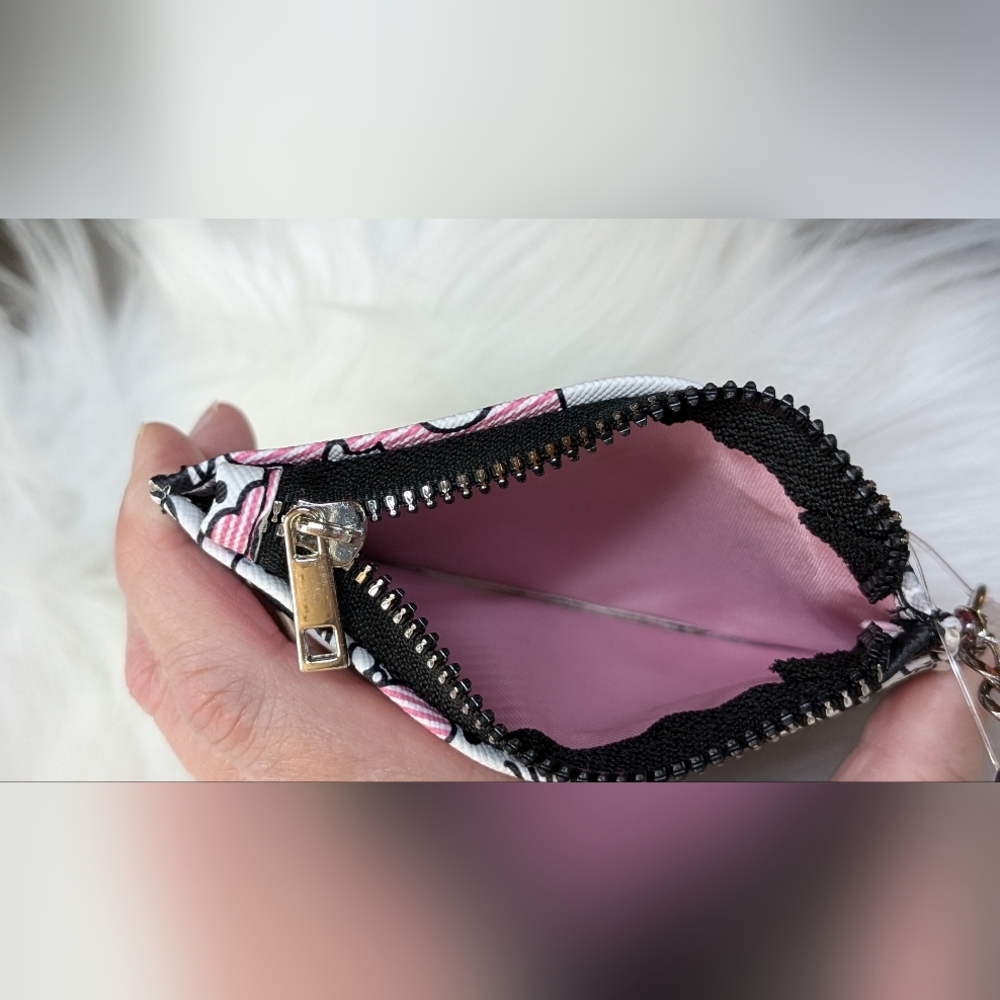 📢 Just In.....Hello Kitty Wallet Keychain - Picture 7 of 10